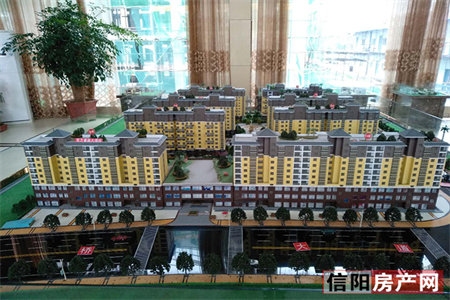 宝龙花园3室2厅1卫120/车库五楼有阁楼80万精装